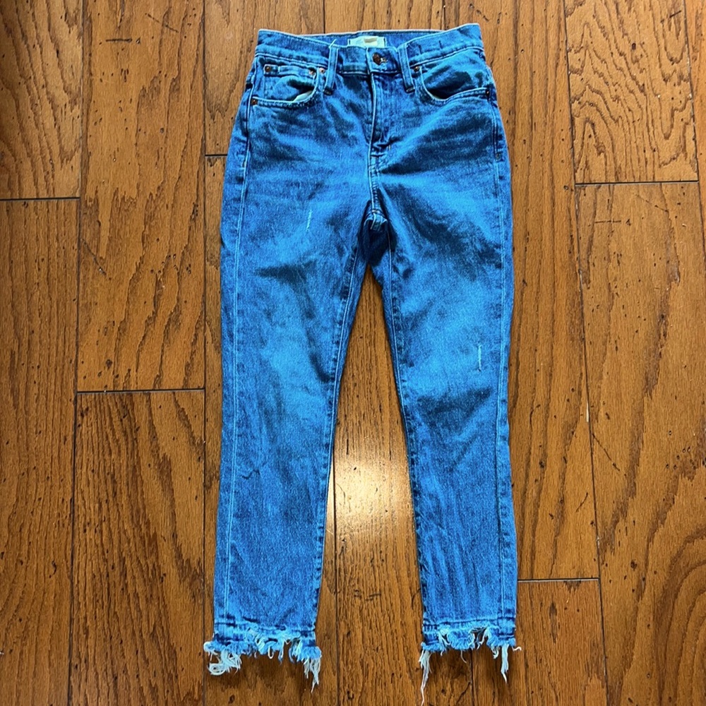 Never worn, flattering, 23P Madewell high rise slim boy jean